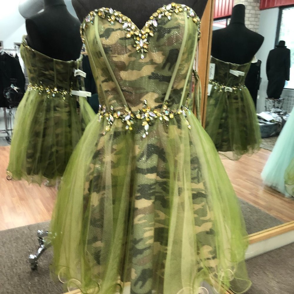 COPY - Camo Homecoming Dress size 14
